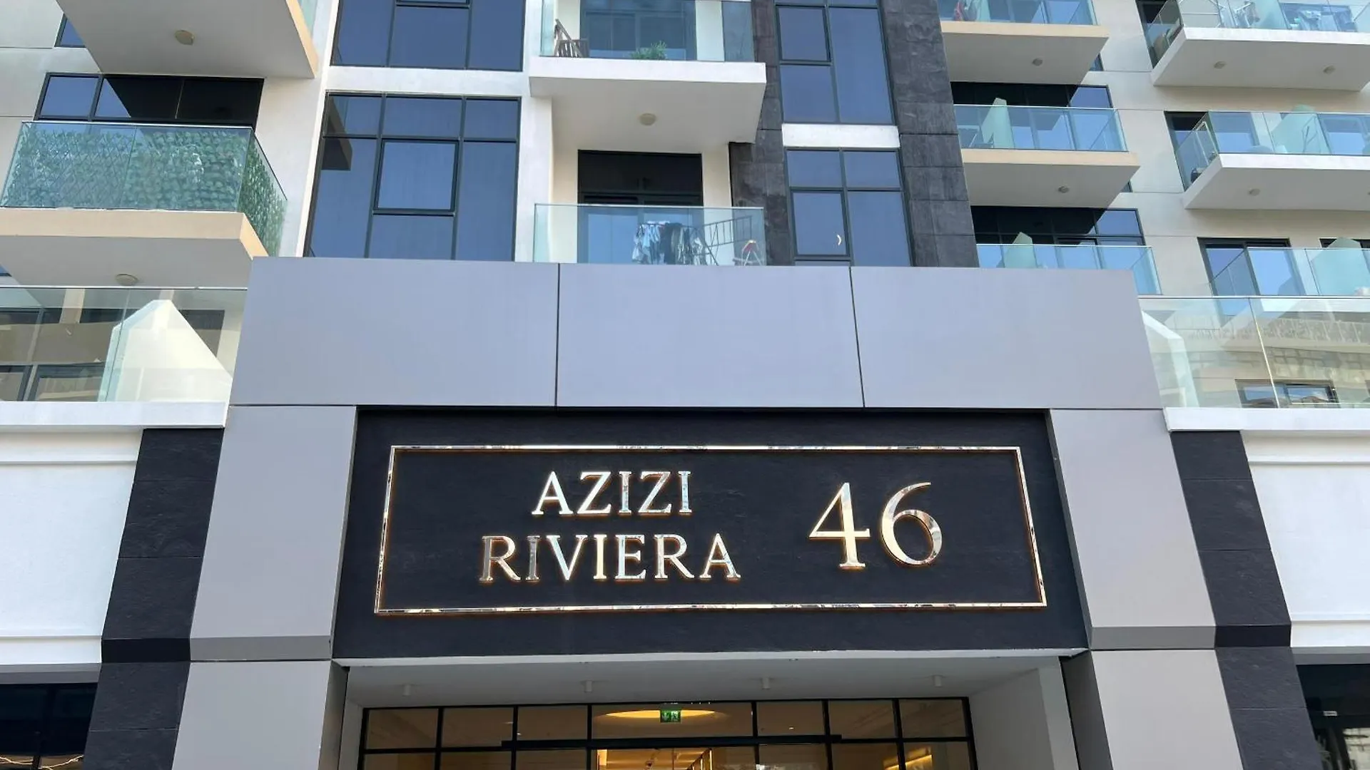 Special Offer Rental Studio At Azizi Riviera Dubaj Apartman